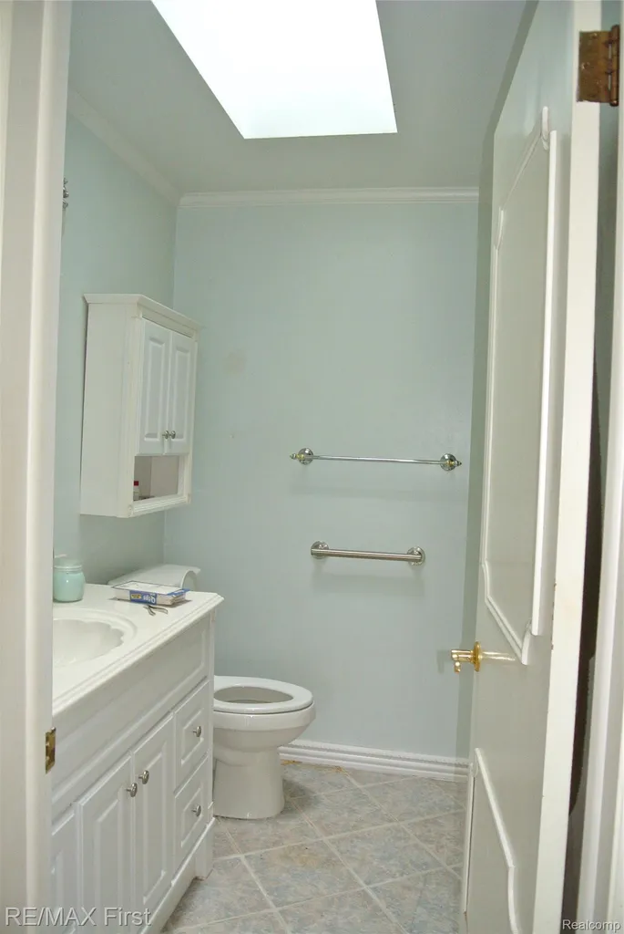 7436 Oak Bay Drive White Lake Charter Township MI 48383