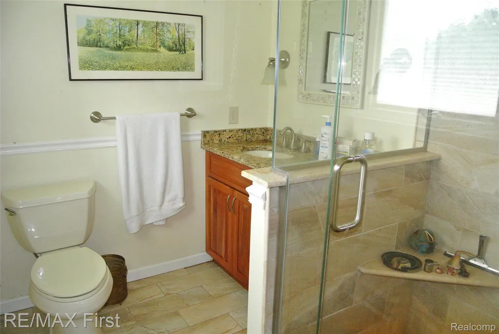 7436 Oak Bay Drive White Lake Charter Township MI 48383