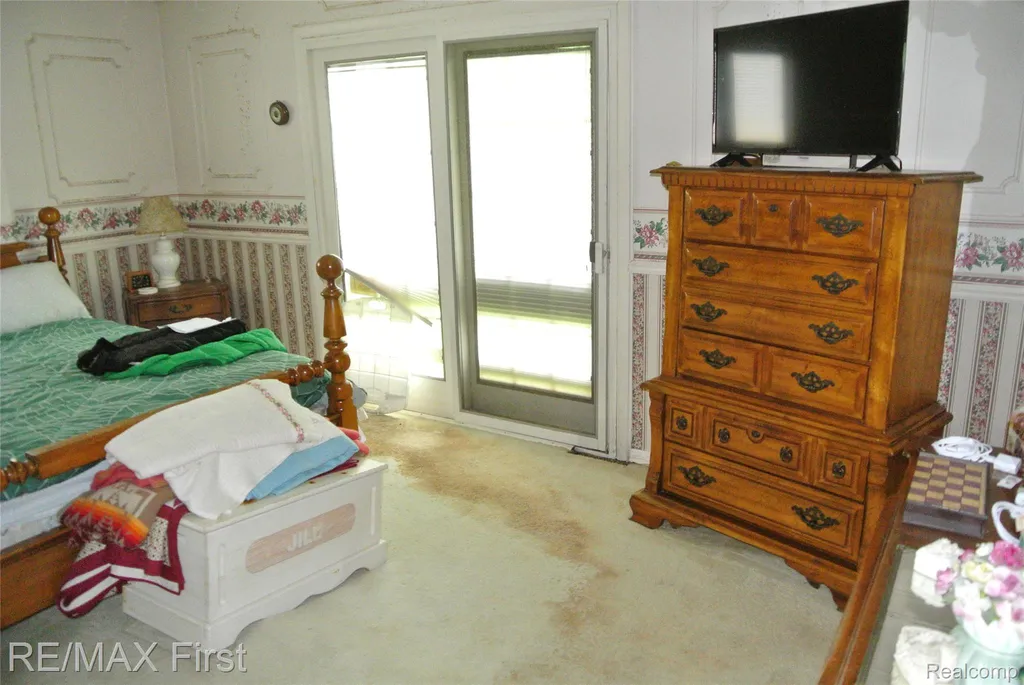 7436 Oak Bay Drive White Lake Charter Township MI 48383