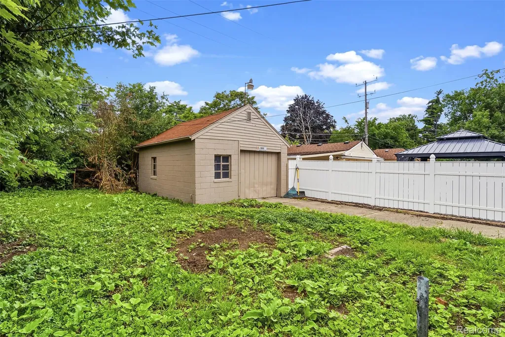 10681 Stratman Street Detroit City MI 48224