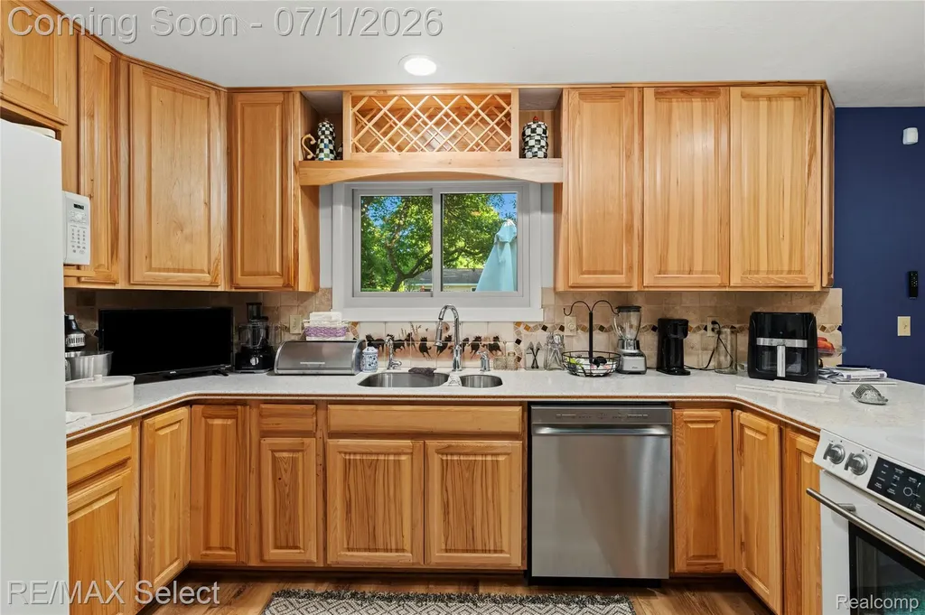 3825 Conklin Drive Saginaw Charter Township MI 48603