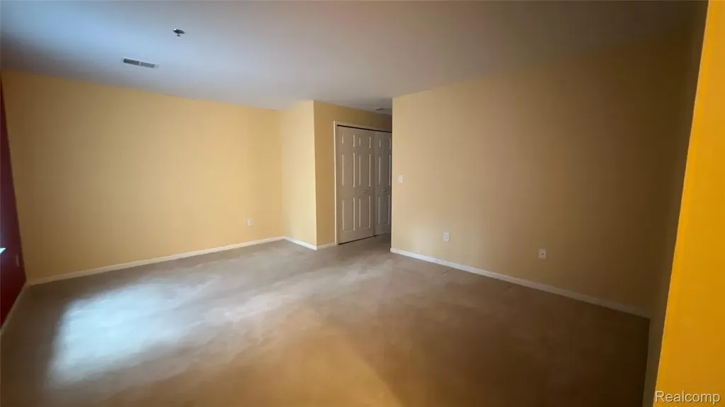 14303 Vauxhall Drive Sterling Heights City MI 48313