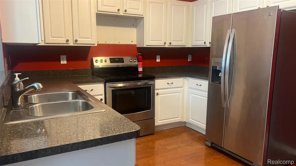 14303 Vauxhall Drive Sterling Heights City MI 48313