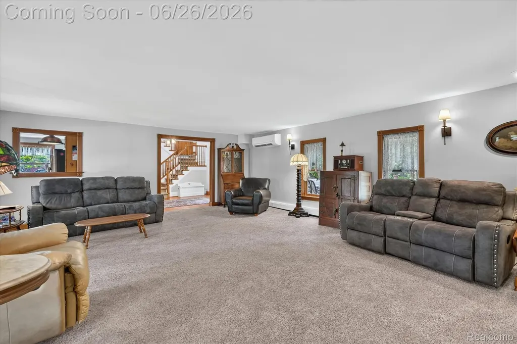 31620 W 11 Mile Road Farmington Hills City MI 48336
