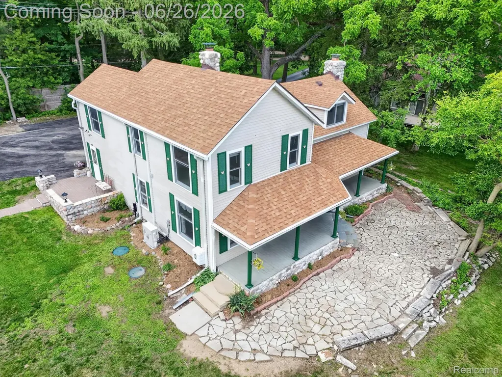 31620 W 11 Mile Road Farmington Hills City MI 48336