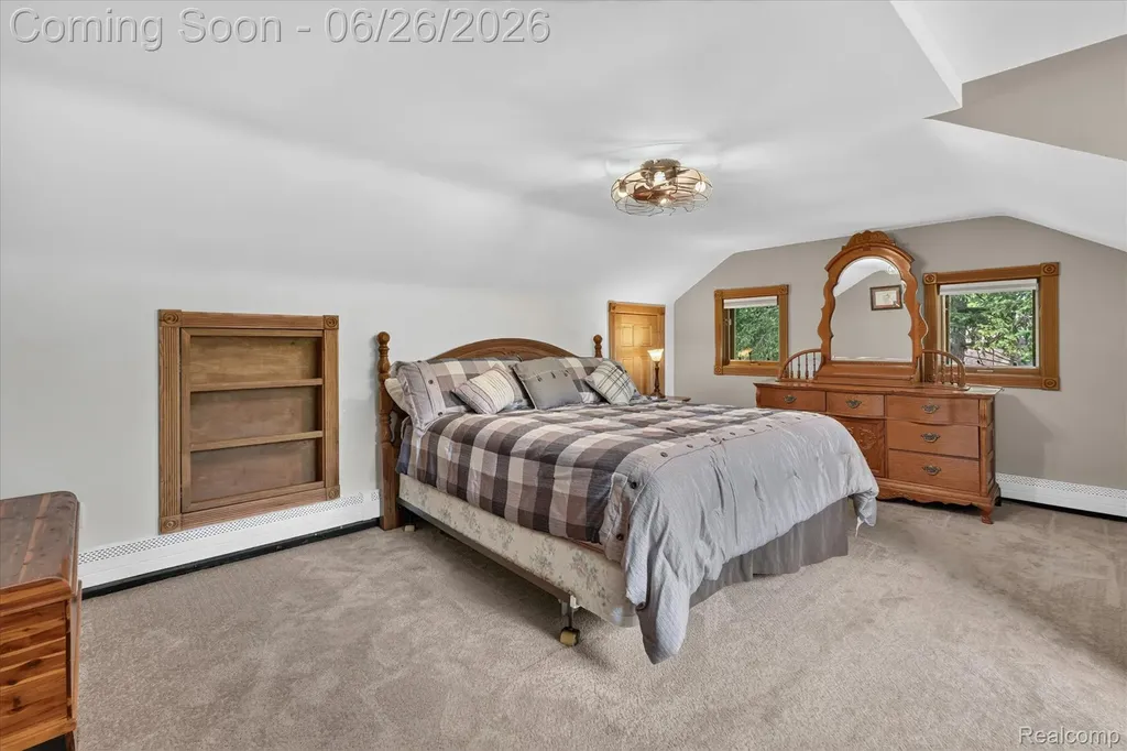 31620 W 11 Mile Road Farmington Hills City MI 48336