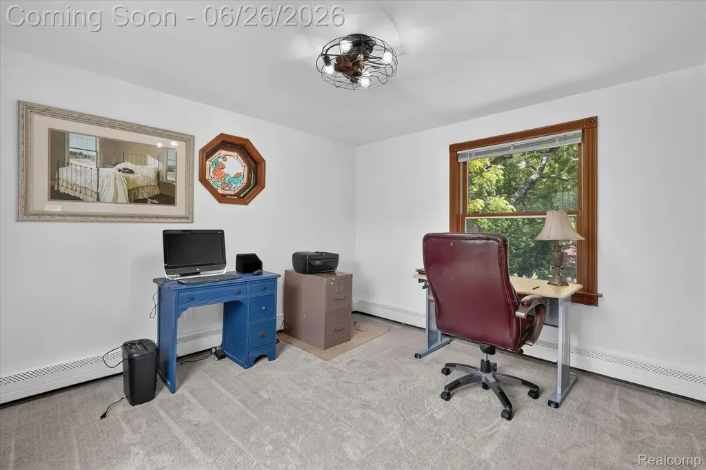 31620 W 11 Mile Road Farmington Hills City MI 48336
