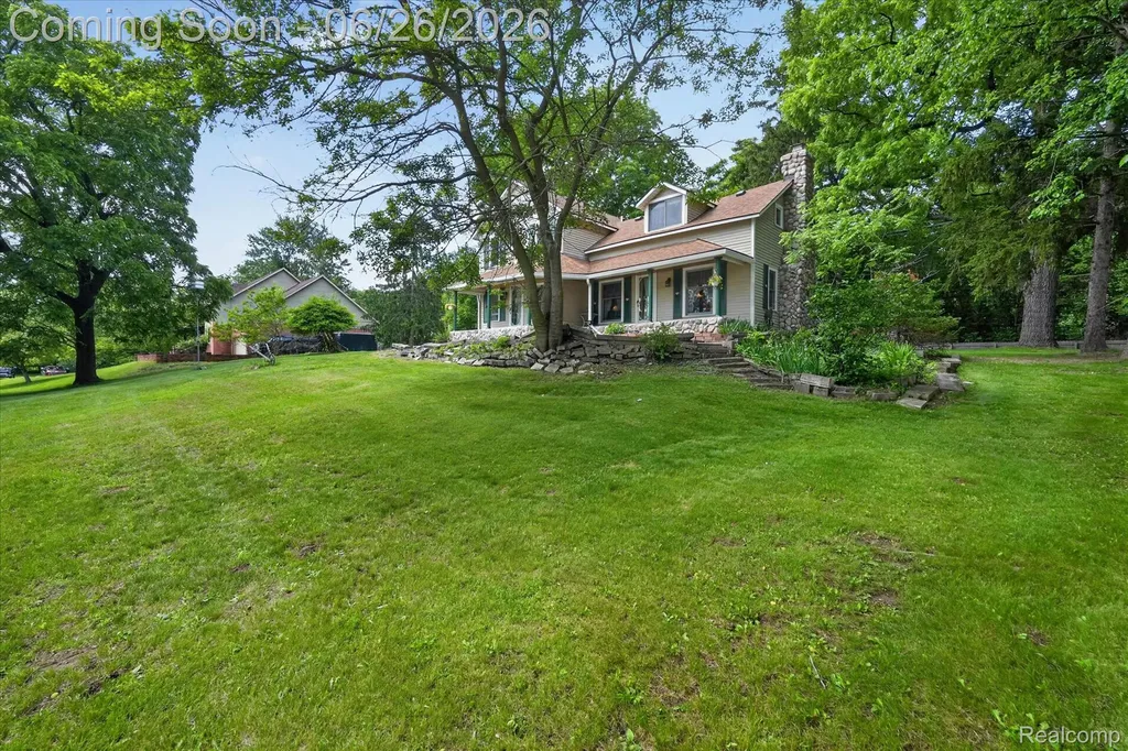 31620 W 11 Mile Road Farmington Hills City MI 48336