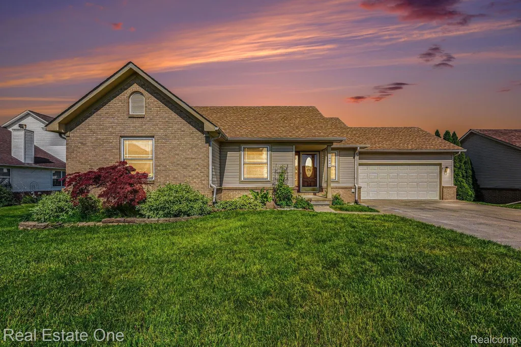13941 Perry Place Court Riverview City MI 48193