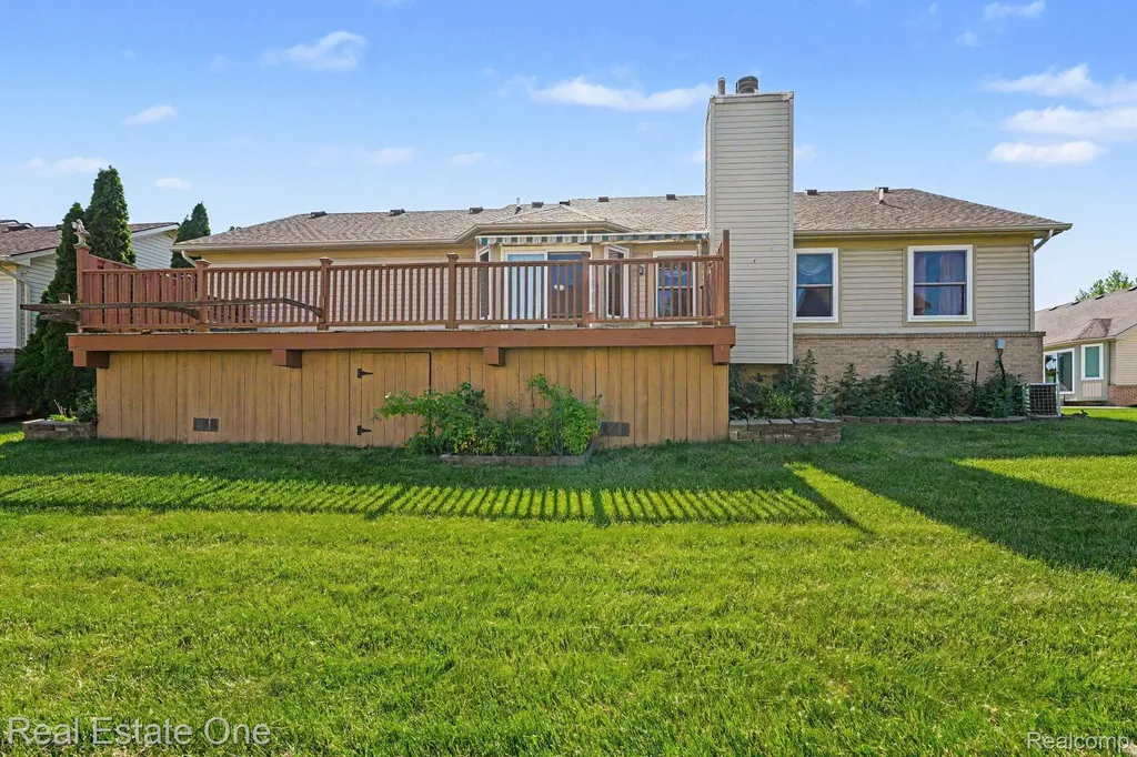 13941 Perry Place Court Riverview City MI 48193