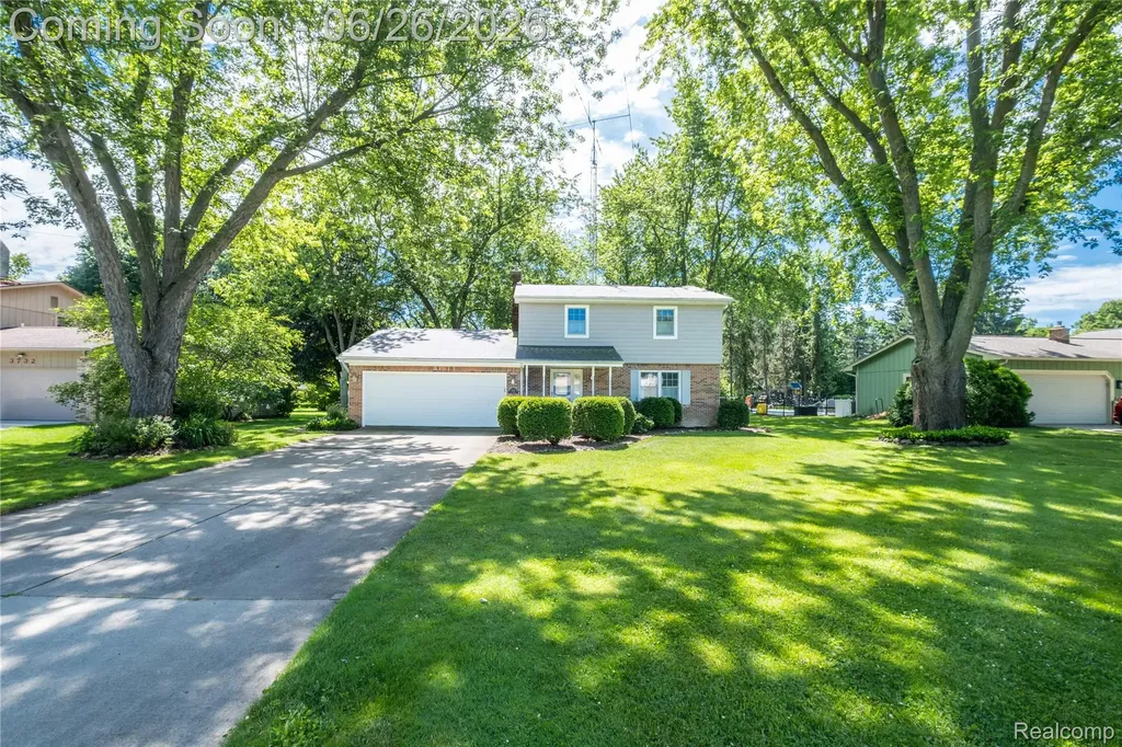3706 Lido Drive Highland Charter Township MI 48356
