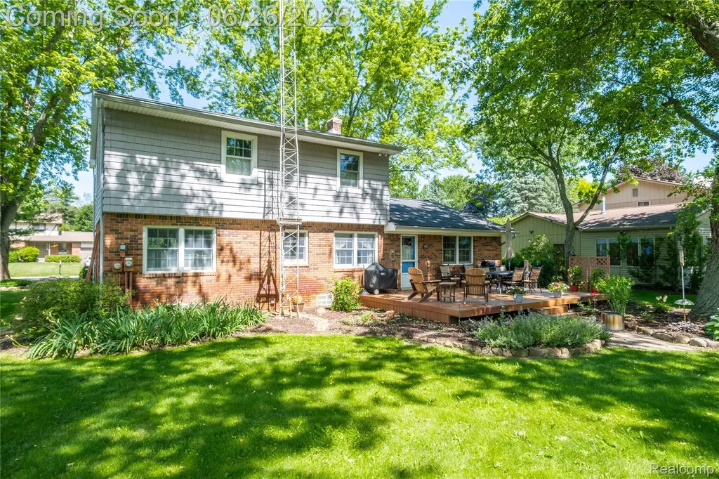 3706 Lido Drive Highland Charter Township MI 48356
