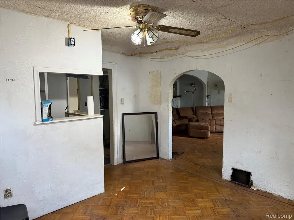13276 Strathmoor Street Detroit City MI 48227