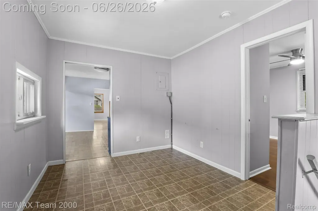 23336 Hoover Avenue Hazel Park City MI 48030