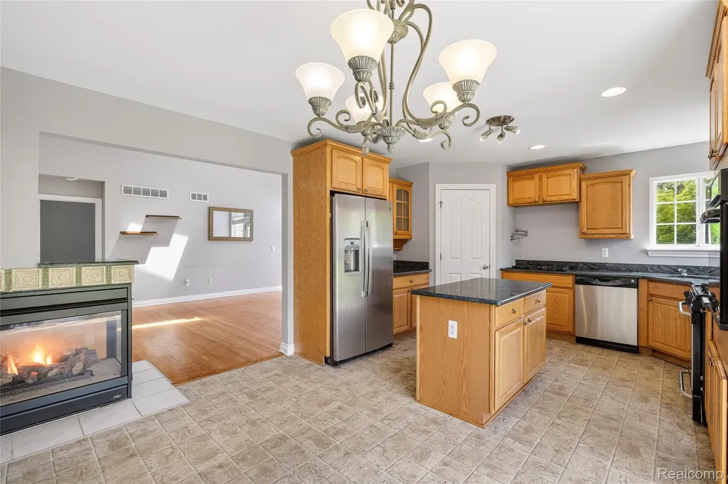20798 Oak Ridge Drive Clinton Charter Township MI 48036