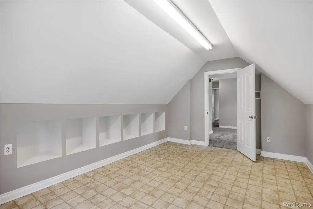 20798 Oak Ridge Drive Clinton Charter Township MI 48036