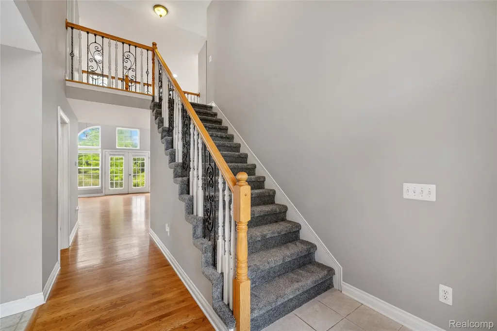 20798 Oak Ridge Drive Clinton Charter Township MI 48036