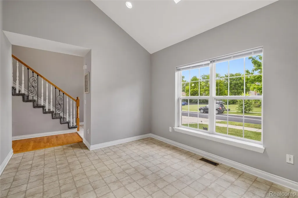 20798 Oak Ridge Drive Clinton Charter Township MI 48036