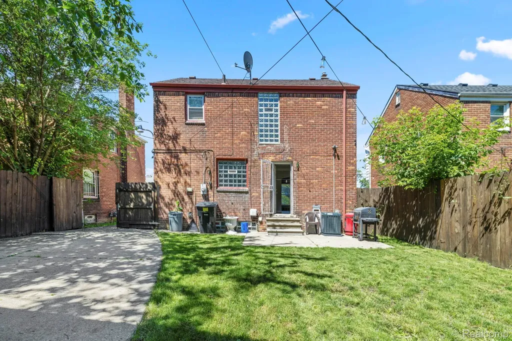 3103 Ewald Circle Detroit City MI 48238