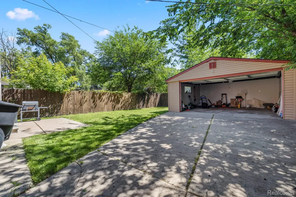 3103 Ewald Circle Detroit City MI 48238