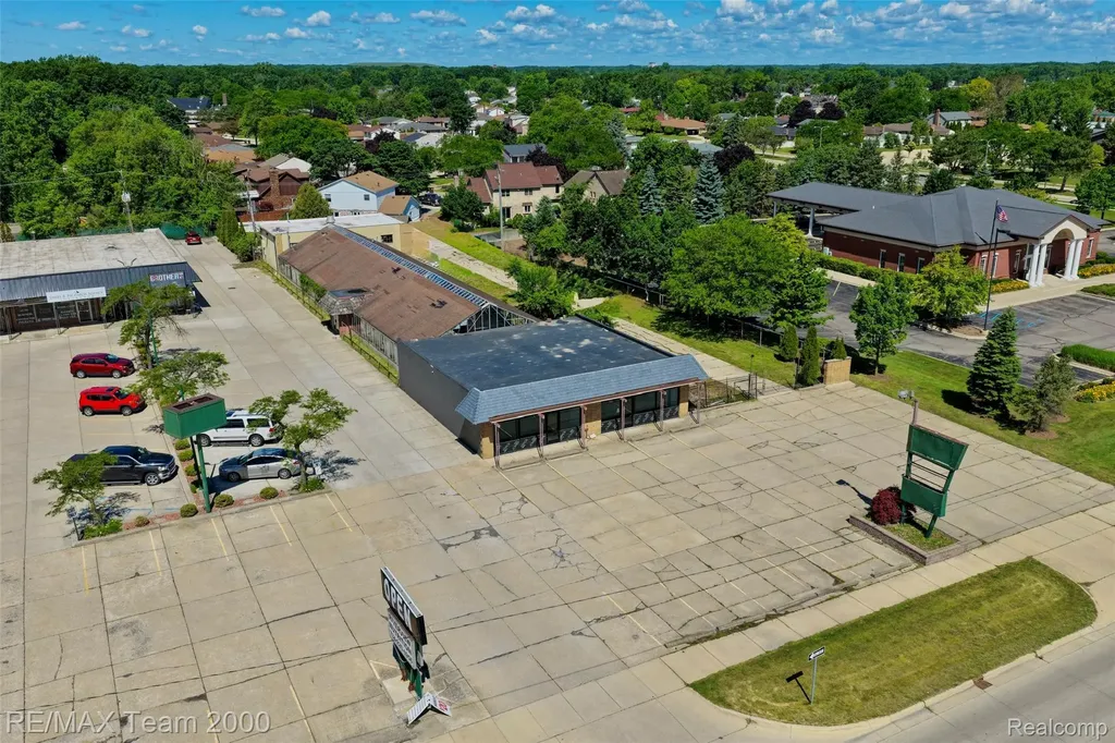 17950 Fort Street Riverview City MI 48193