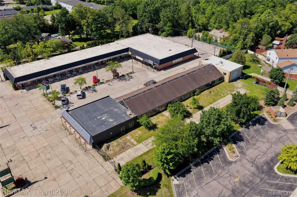 17950 Fort Street Riverview City MI 48193