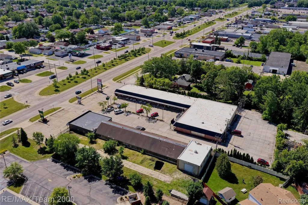 17950 Fort Street Riverview City MI 48193