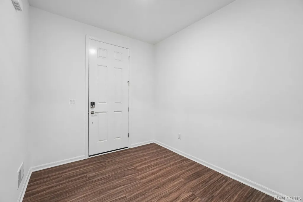 50720 Bellaire Drive Macomb Township MI 48044