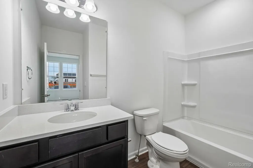 50720 Bellaire Drive Macomb Township MI 48044