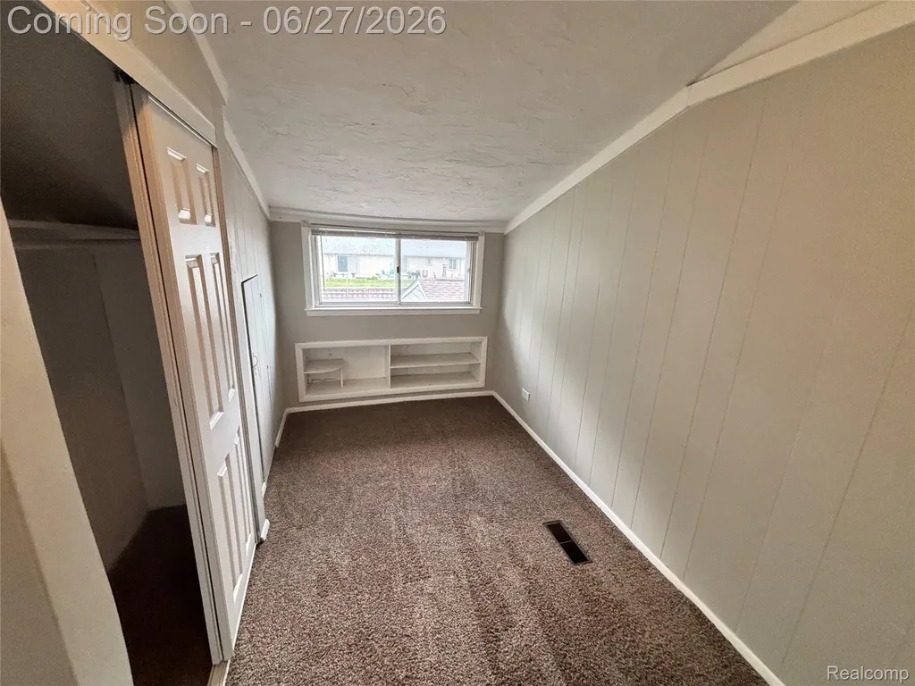 45824 Jefferson Avenue Chesterfield Township MI 48047