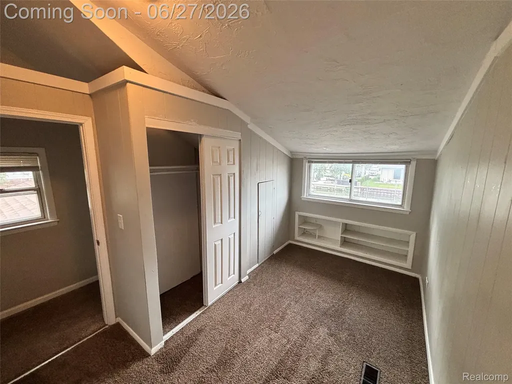 45824 Jefferson Avenue Chesterfield Township MI 48047