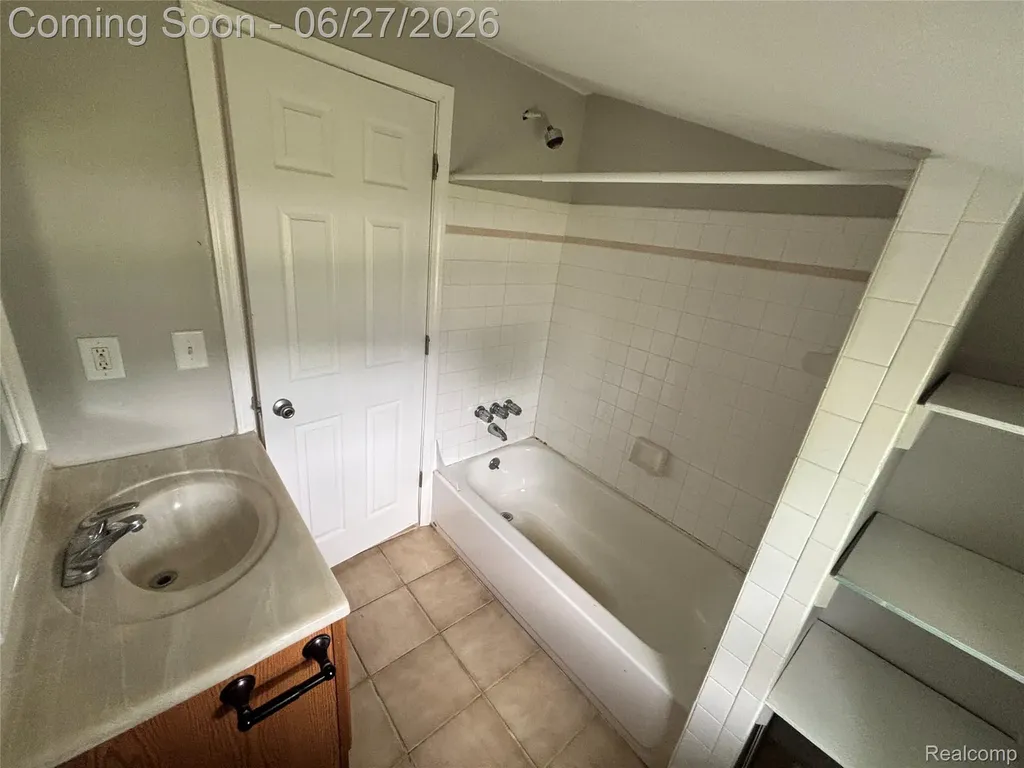 45824 Jefferson Avenue Chesterfield Township MI 48047