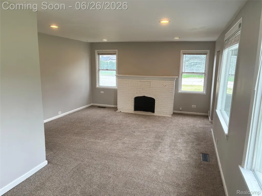 45824 Jefferson Avenue Chesterfield Township MI 48047