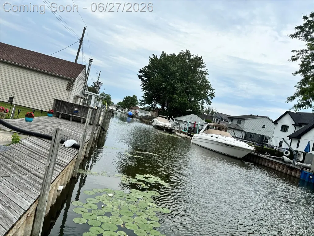 45824 Jefferson Avenue Chesterfield Township MI 48047