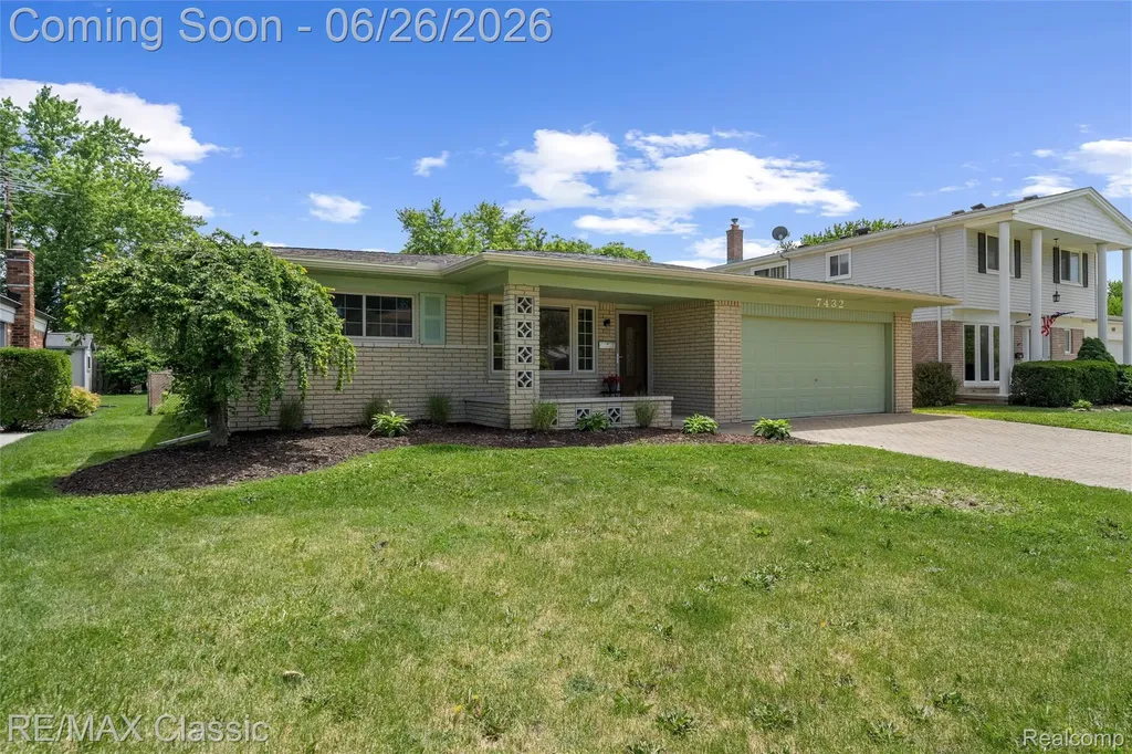 7432 Hillsboro Drive Canton Charter Township MI 48187