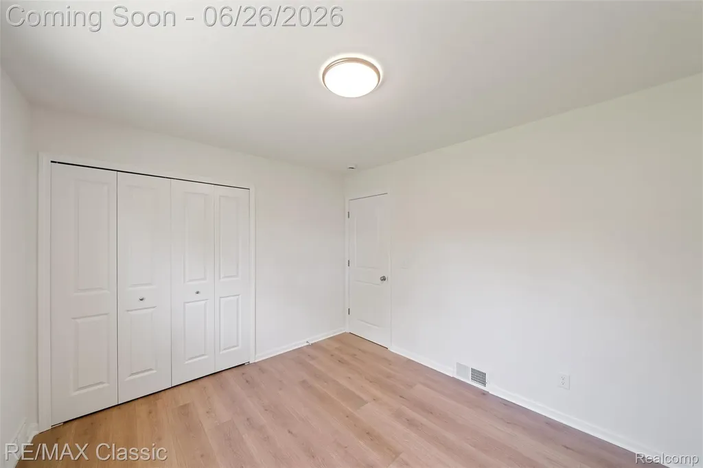 7432 Hillsboro Drive Canton Charter Township MI 48187