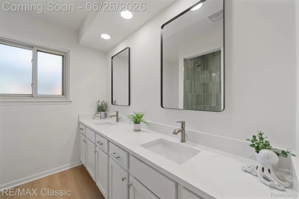 7432 Hillsboro Drive Canton Charter Township MI 48187