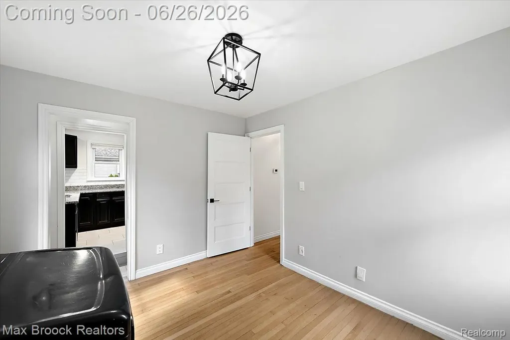 48023 Rex Street Shelby Charter Township MI 48317