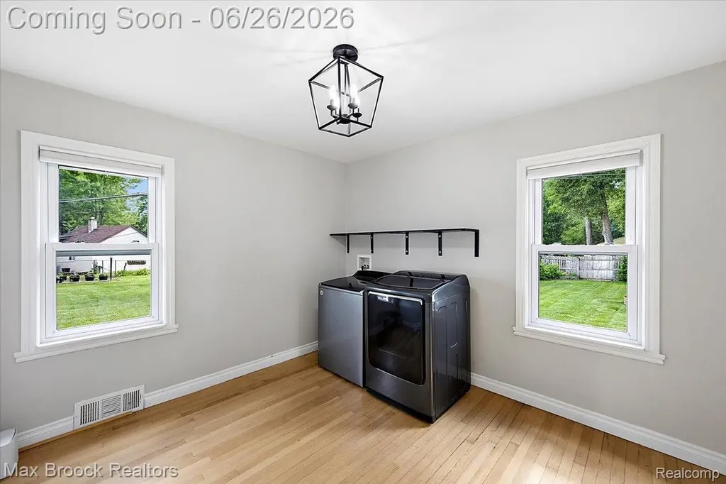48023 Rex Street Shelby Charter Township MI 48317