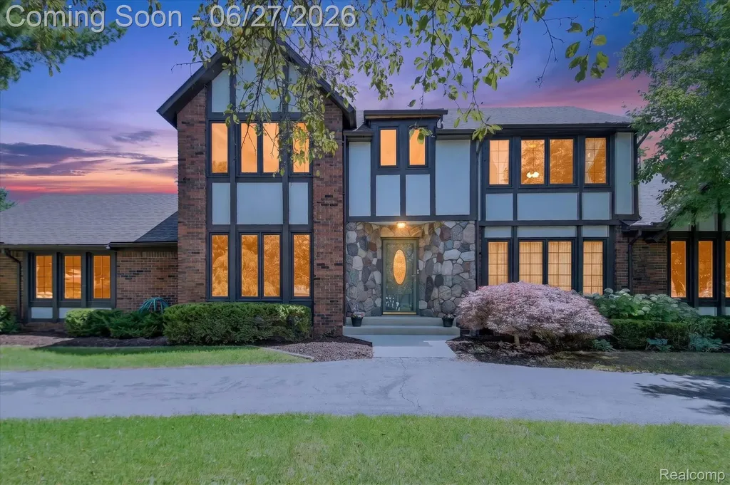 30150 Ardmore Drive Farmington Hills City MI 48334