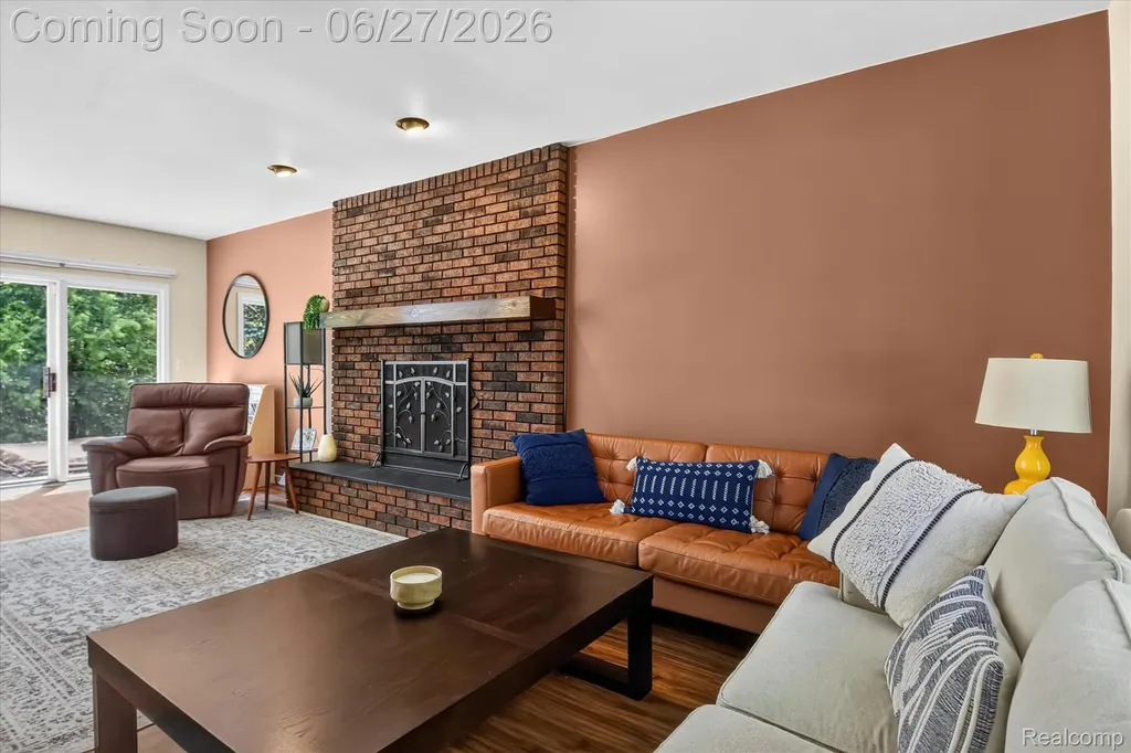 30150 Ardmore Drive Farmington Hills City MI 48334