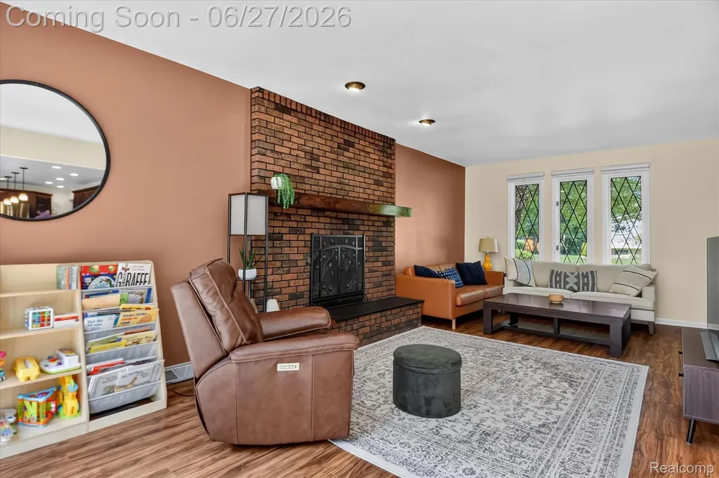 30150 Ardmore Drive Farmington Hills City MI 48334