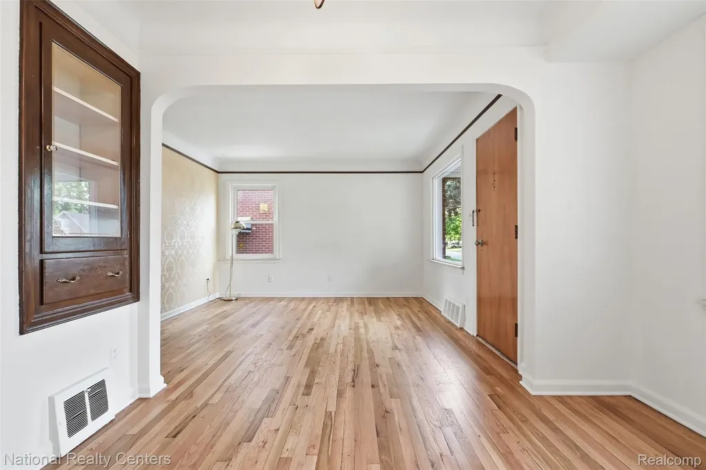 9951 Marion Redford Charter Township MI 48239
