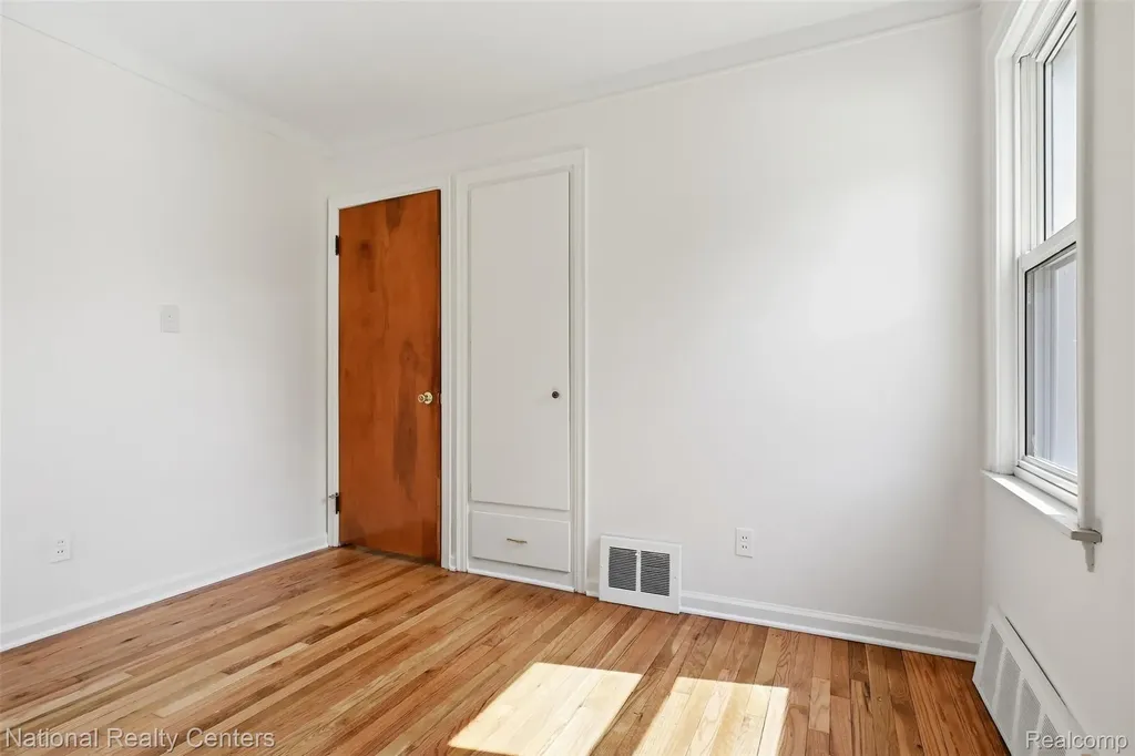 9951 Marion Redford Charter Township MI 48239