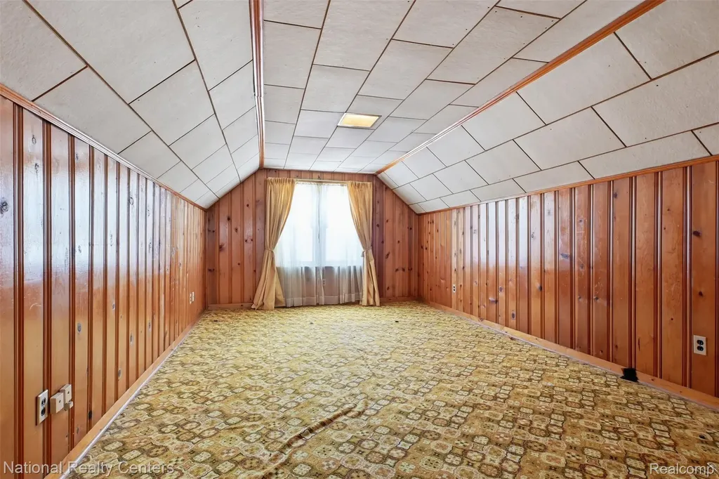 9951 Marion Redford Charter Township MI 48239