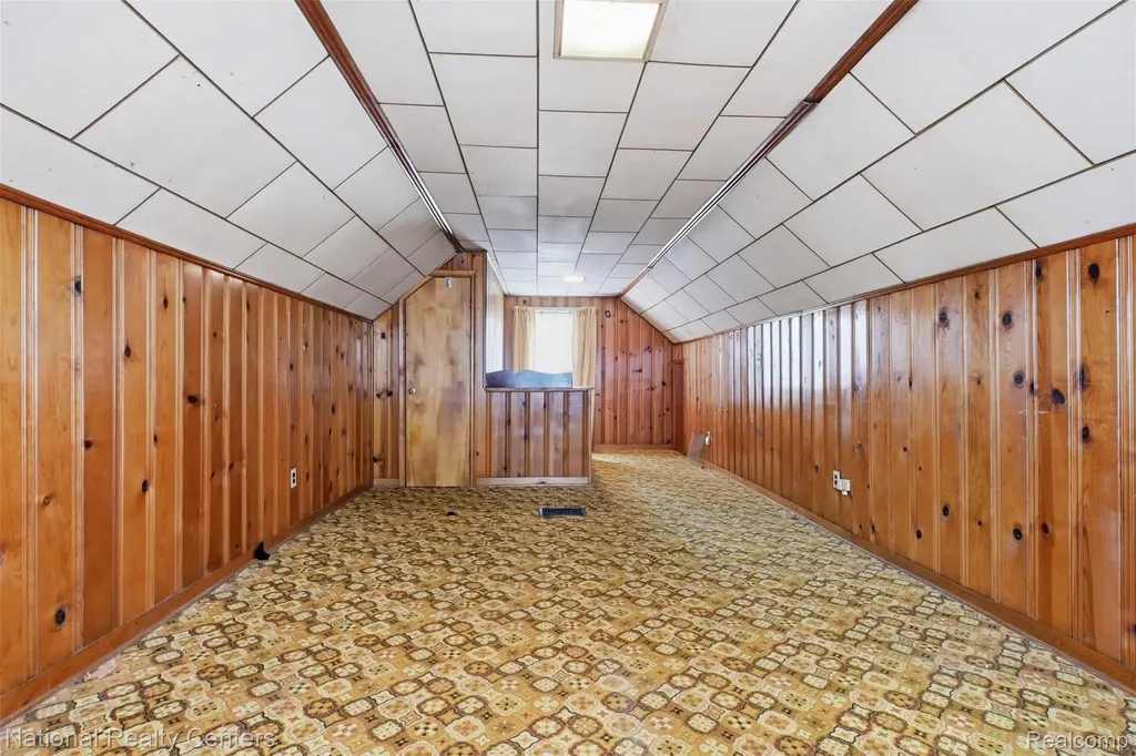 9951 Marion Redford Charter Township MI 48239