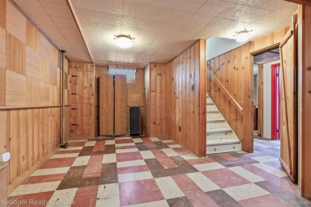9951 Marion Redford Charter Township MI 48239