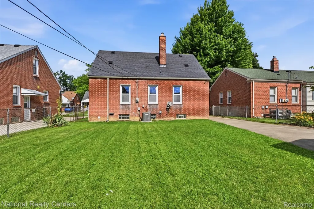 9951 Marion Redford Charter Township MI 48239