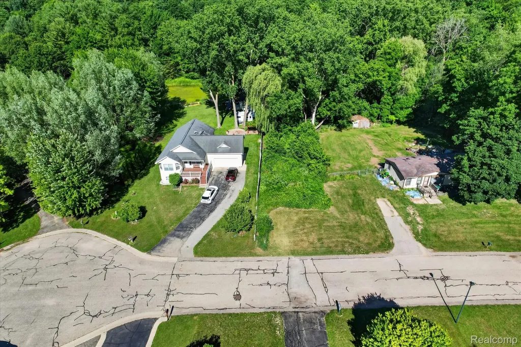 4975 Pleasant Creek Avenue NE Plainfield Charter Township MI 49321