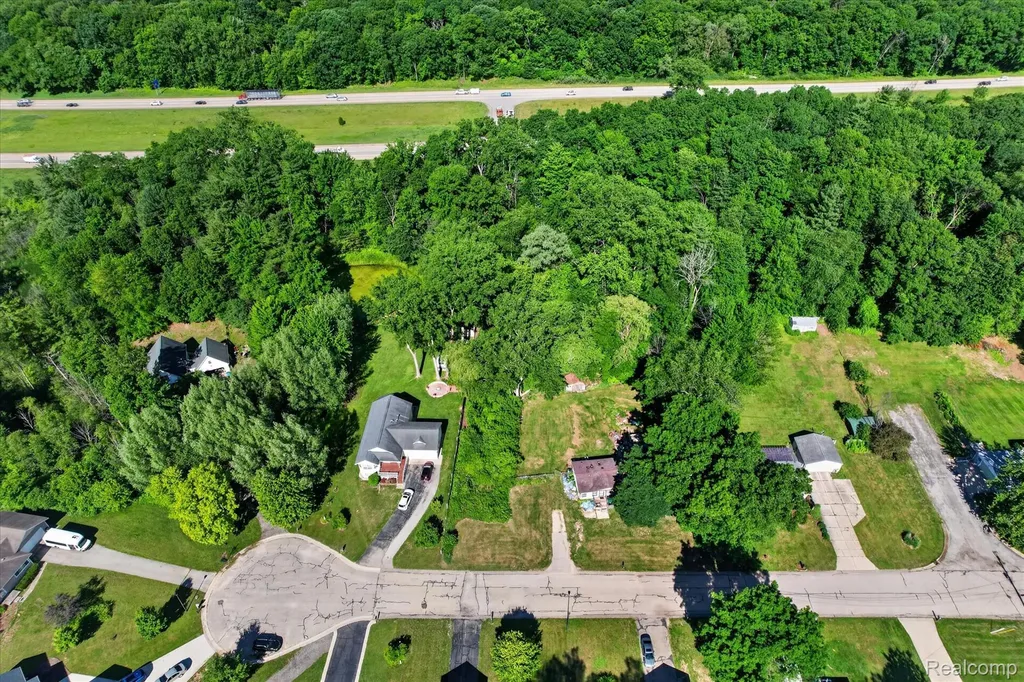 4975 Pleasant Creek Avenue NE Plainfield Charter Township MI 49321